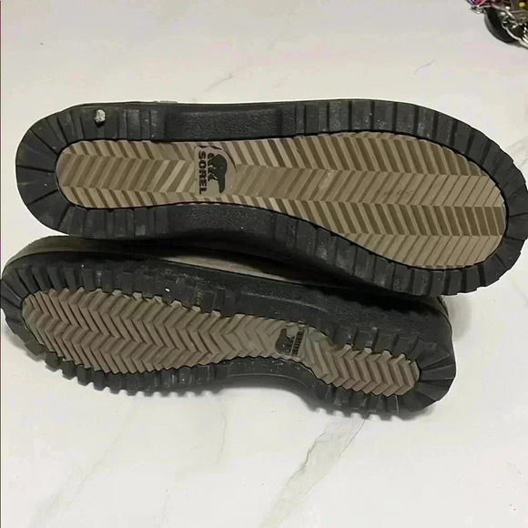 Sorel waterproof Suede boots - Picture 5 of 5